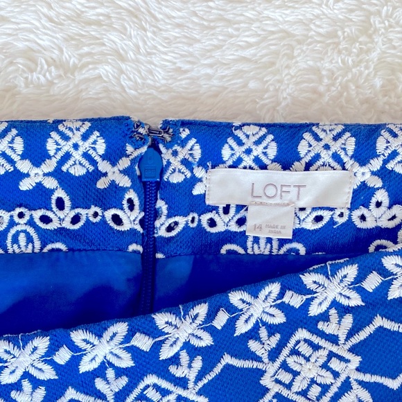 NWOT LOFT Scalloped Hemline Blue and White Embroidered Skirt - Picture 3 of 8